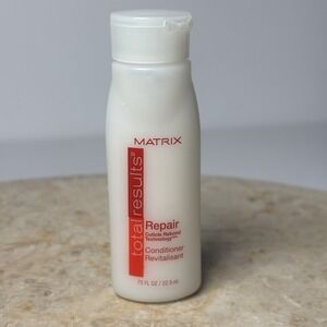 Matrix Total Results Repair Conditioner Travel Size .75 Fl Oz | 22.5‎ ML